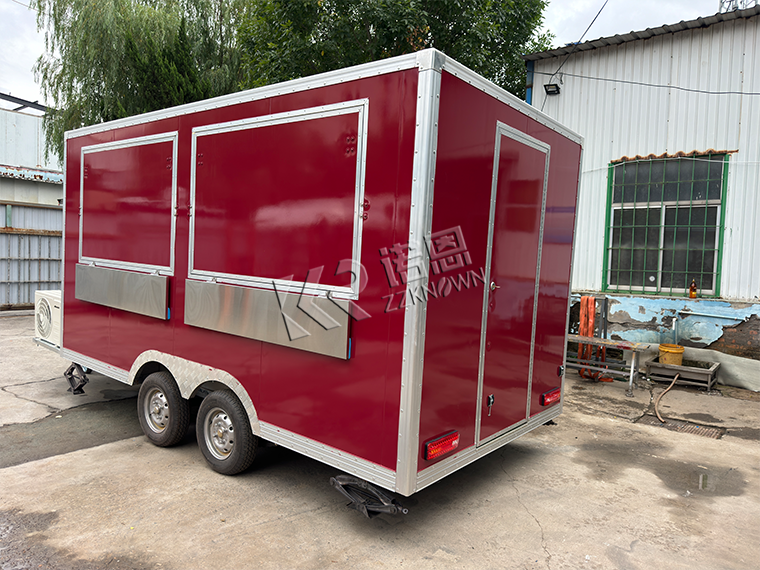 Red 4M Square Food Truck for Sale