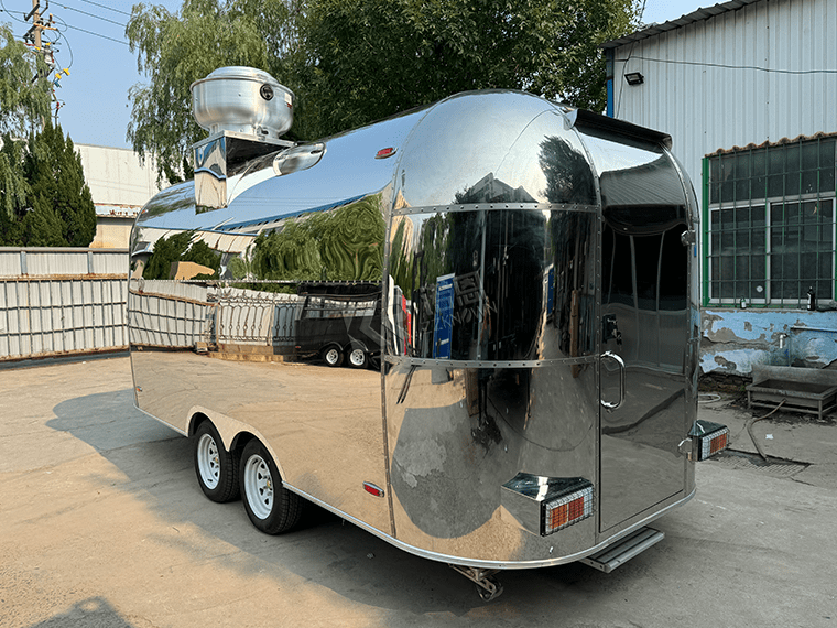 Stainless Steel Airstream Food Truck With American Chimney