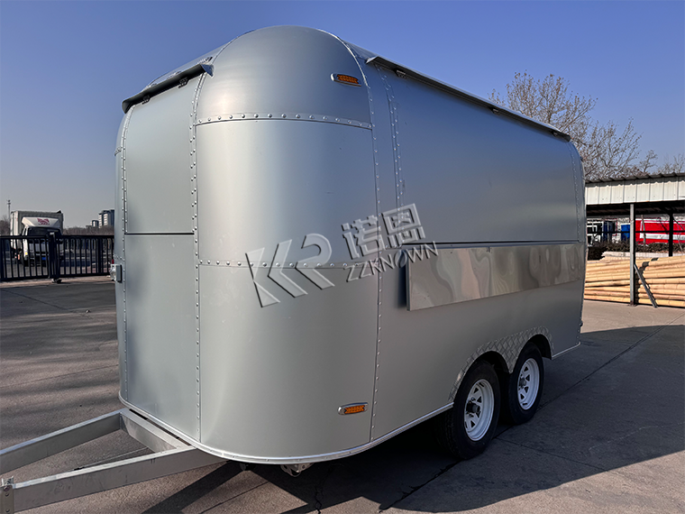 Aluminum Airstream Ice Cream Food Truck for Sale