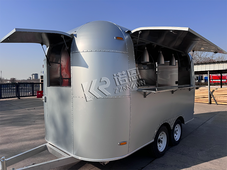 Aluminum Airstream Ice Cream Food Truck for Sale