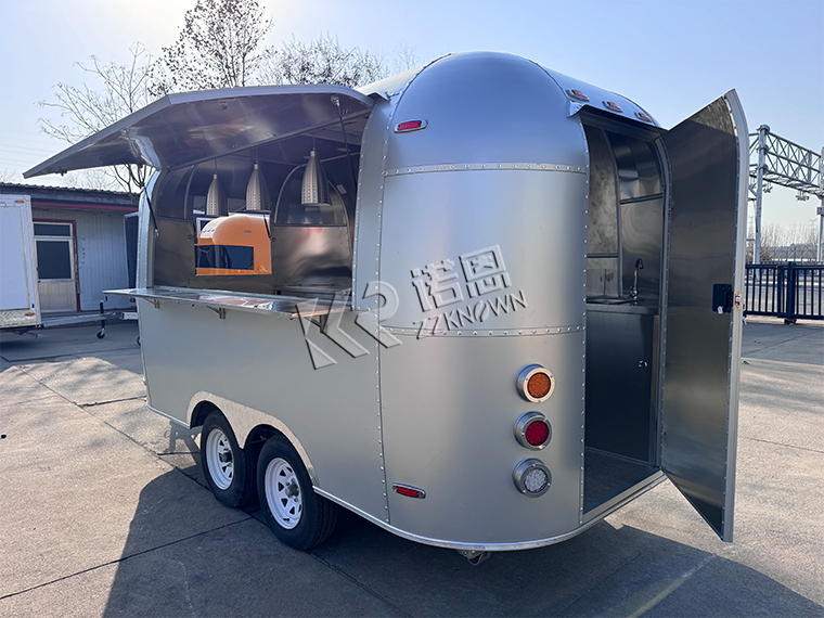 Aluminum Airstream Ice Cream Food Truck for Sale