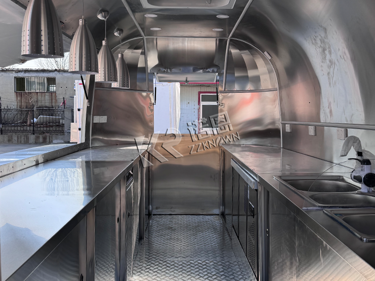 Aluminum Airstream Ice Cream Food Truck for Sale