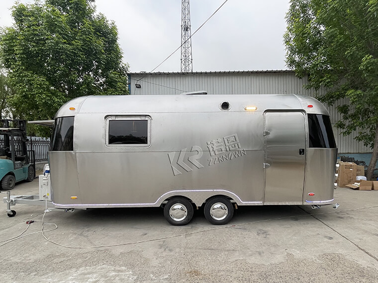Matt Stainless Steel Silver Airstream Food Truck