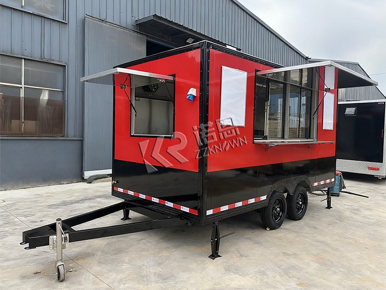 Mobile Food Trucks with Full Kitchen