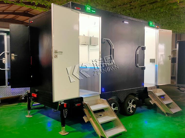 3.5M Portable Toilet Trailer with 4 Private Rooms