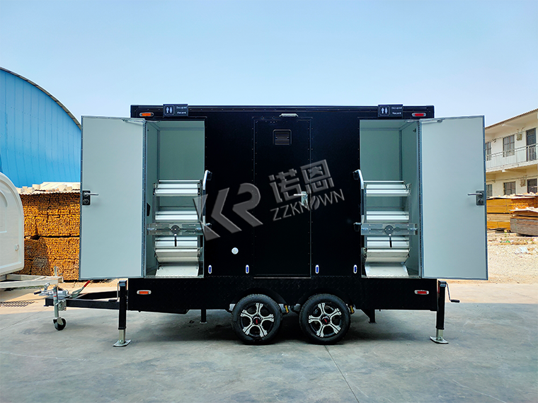 3.5M Portable Toilet Trailer with 4 Private Rooms