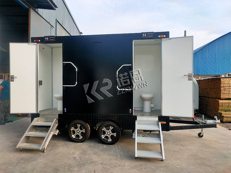 3.5M Portable Toilet Trailer with 4 Private Rooms