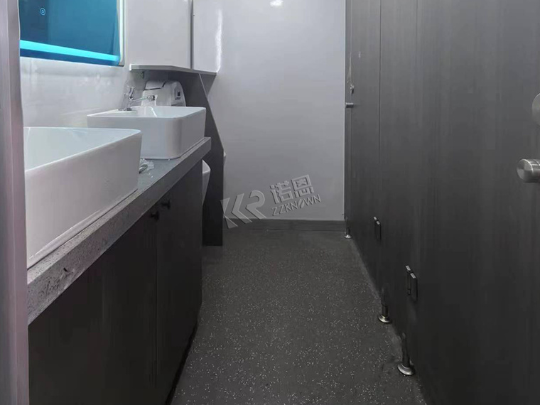 Deluxe Decorating 2 Station Portable Restrooms Trailers
