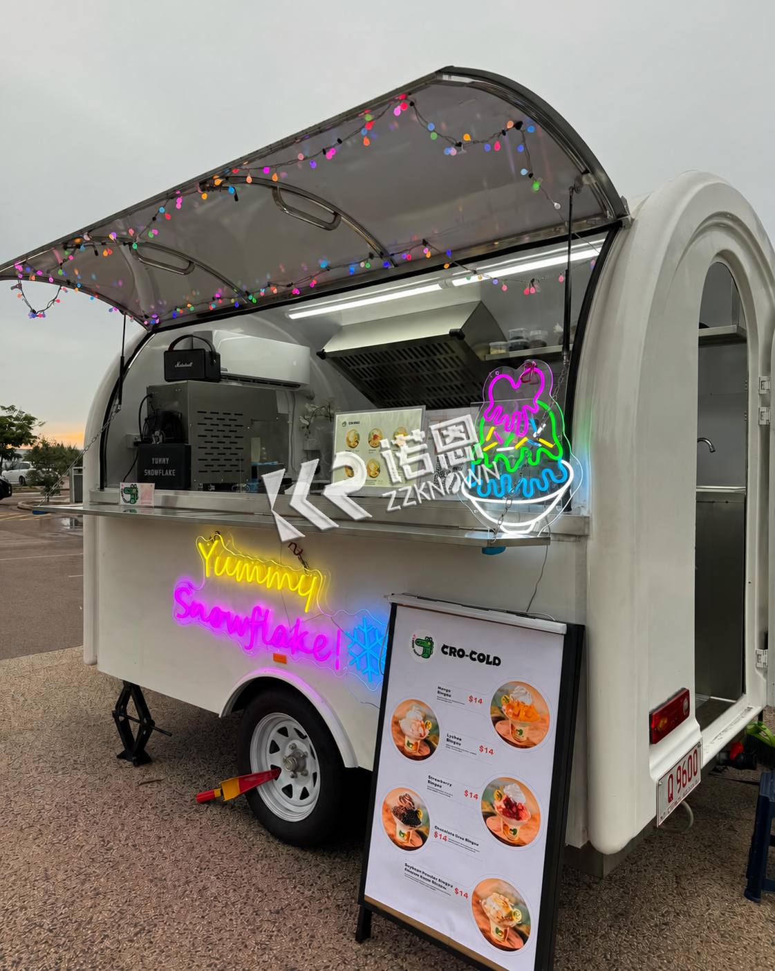 280W food trailer operating at an outdoor location in Australia